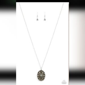 Paparazzi Silver Black Pendant Necklace Set Venice Vacation Green Olive Fashion